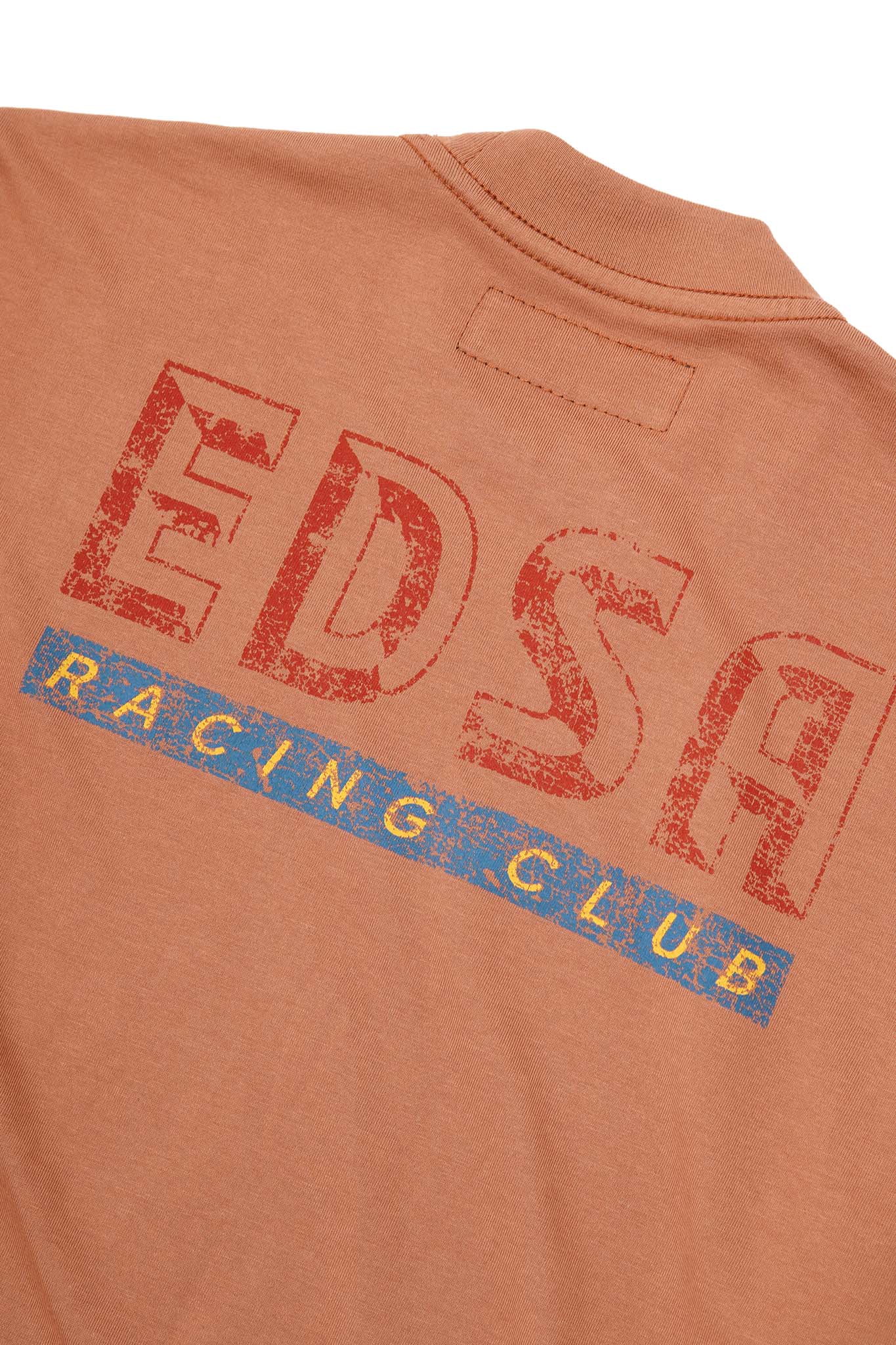 "EDSA RACING CLUB" TEE IN APRICOT