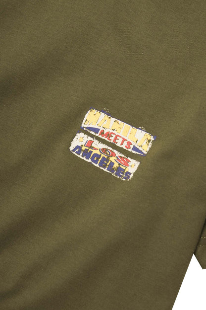 "SAFE TRIP" TEE IN OLIVE