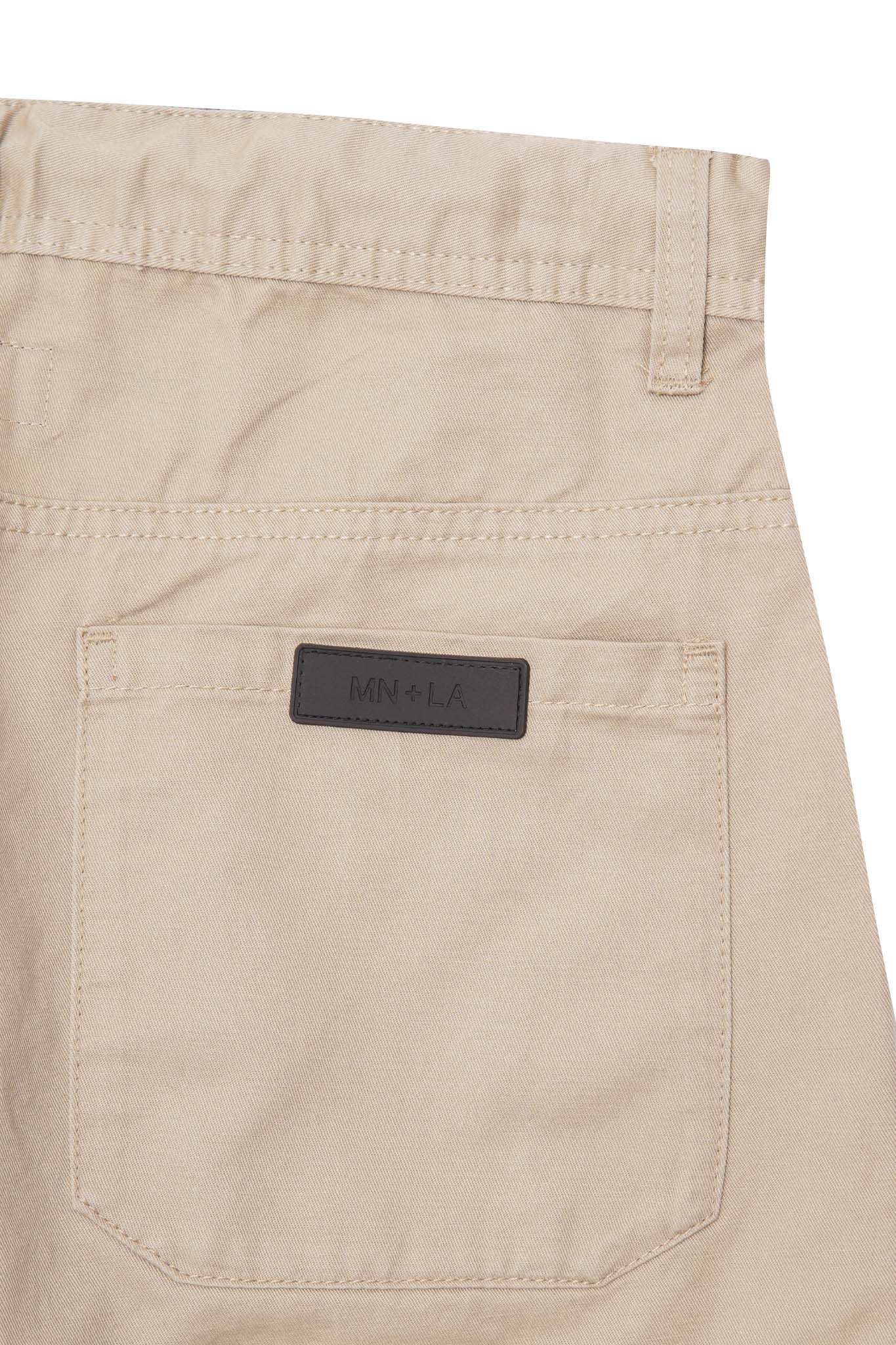PACE SHORTS IN SAND