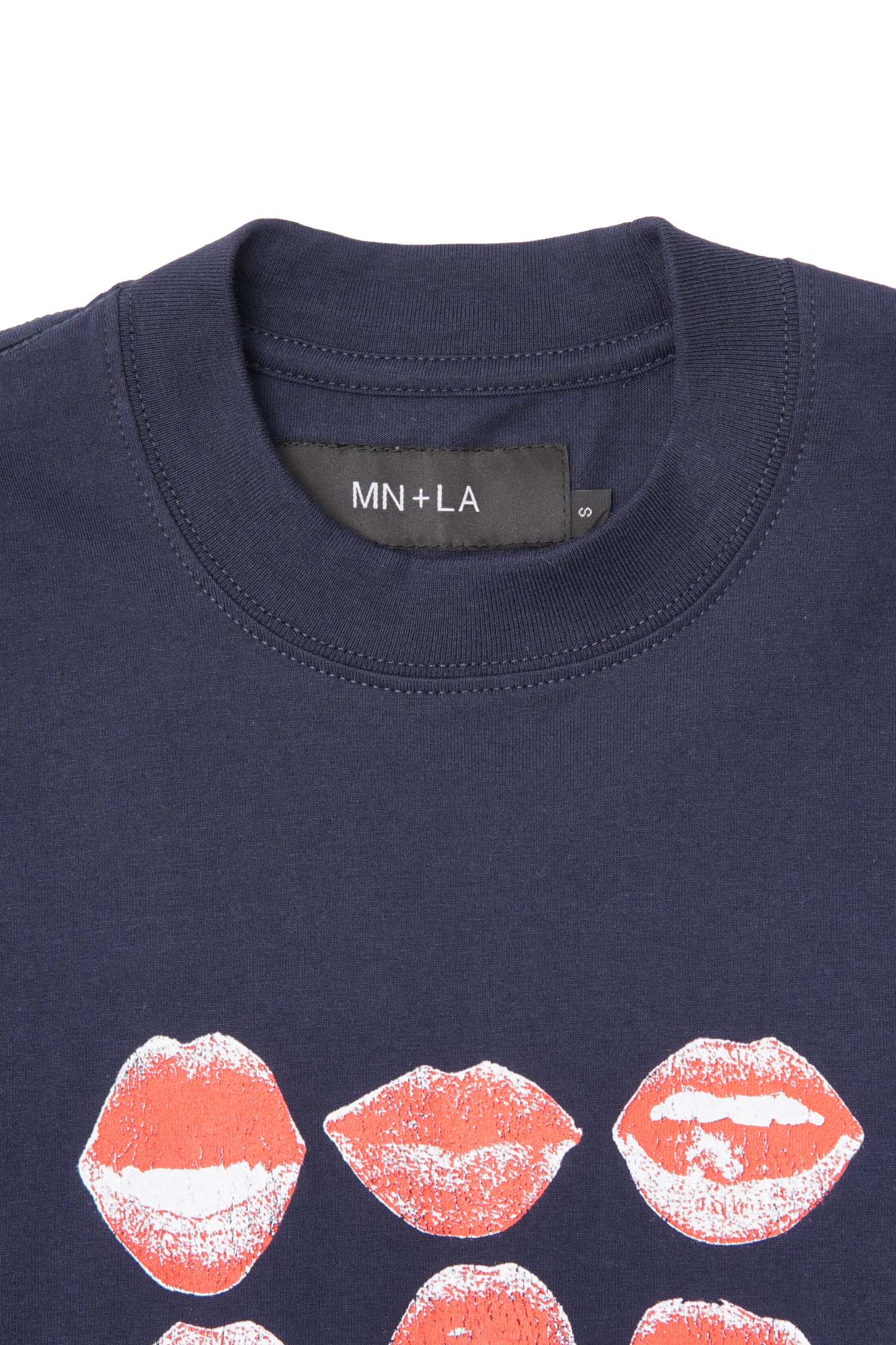 "KISS...DON'T TELL" TEE IN NAVY