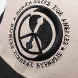 "QI" TRUCKER HAT IN ANTHRACITE