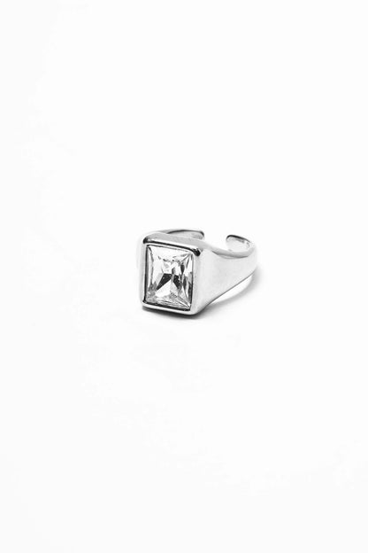 GLEAMSTONE RING