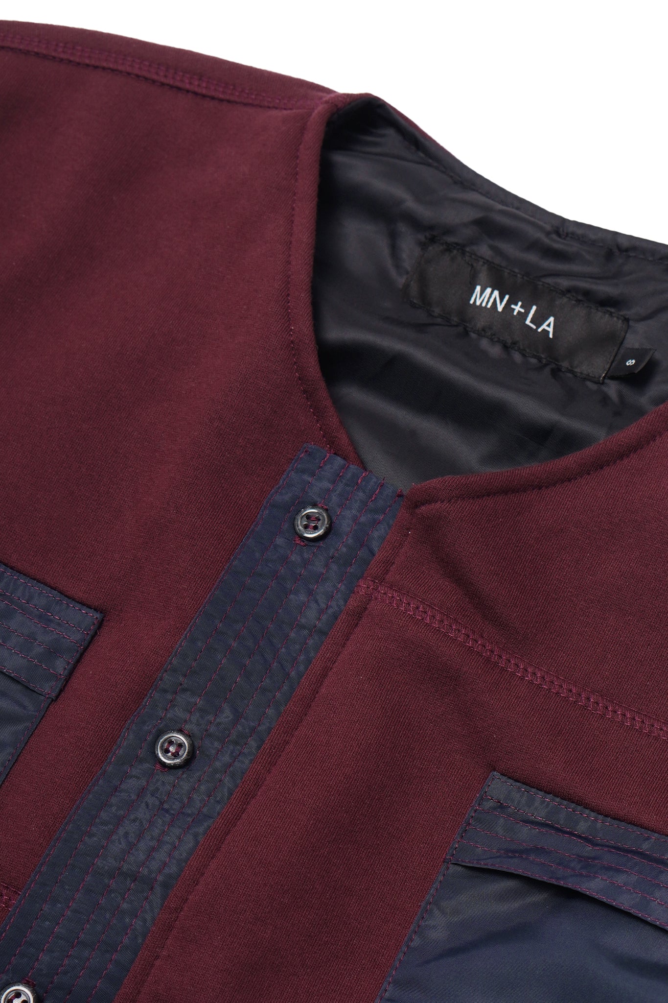 NEEDLEWORK CARDIGAN IN WINE