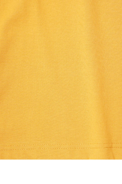 “RED LIGHT” TEE IN MUSTARD