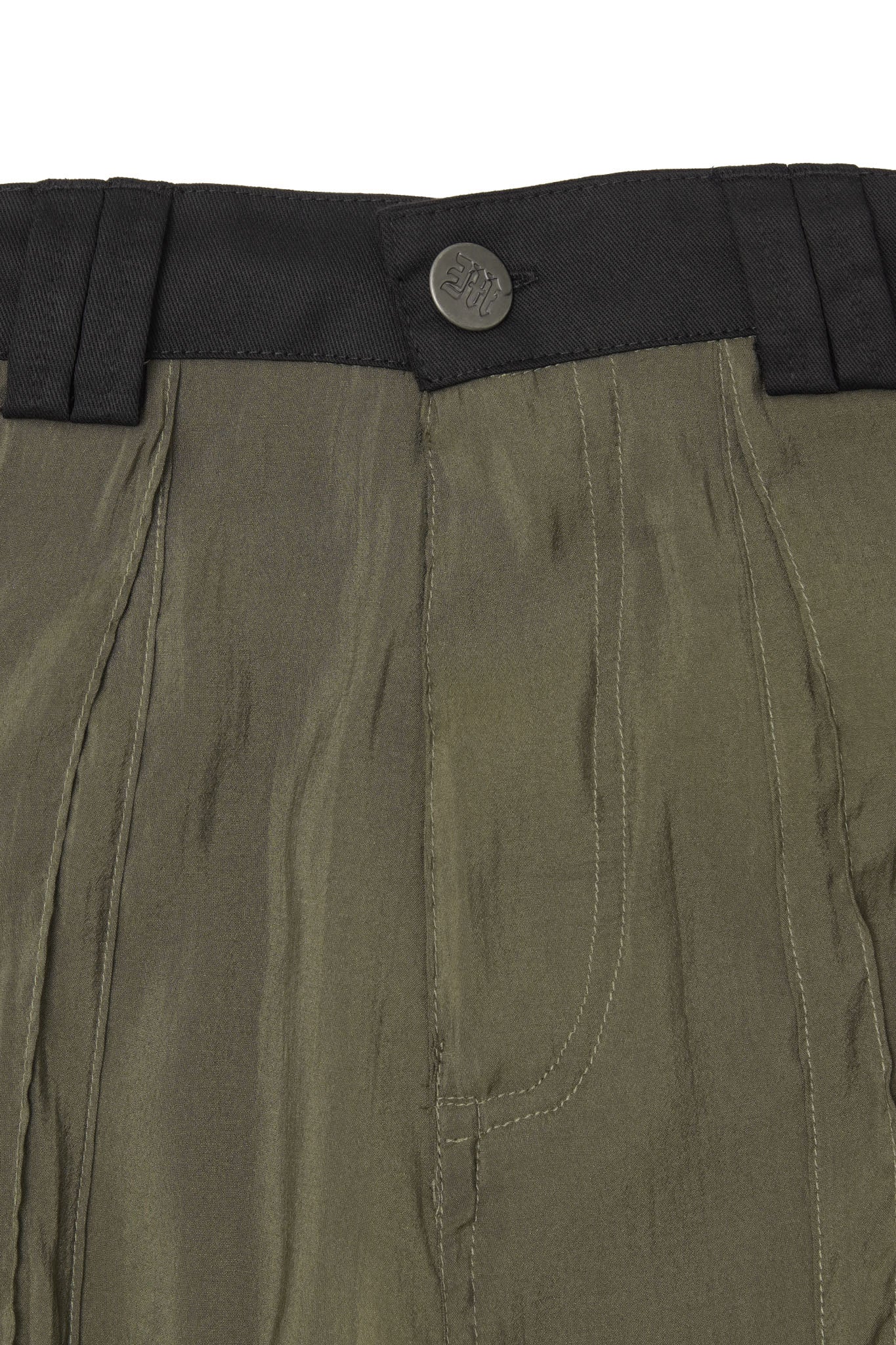 TERRA SHORTS IN OLIVE DRAB