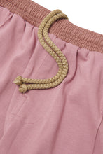 PLEATED HOUSE SHORTS IN LAVENDER