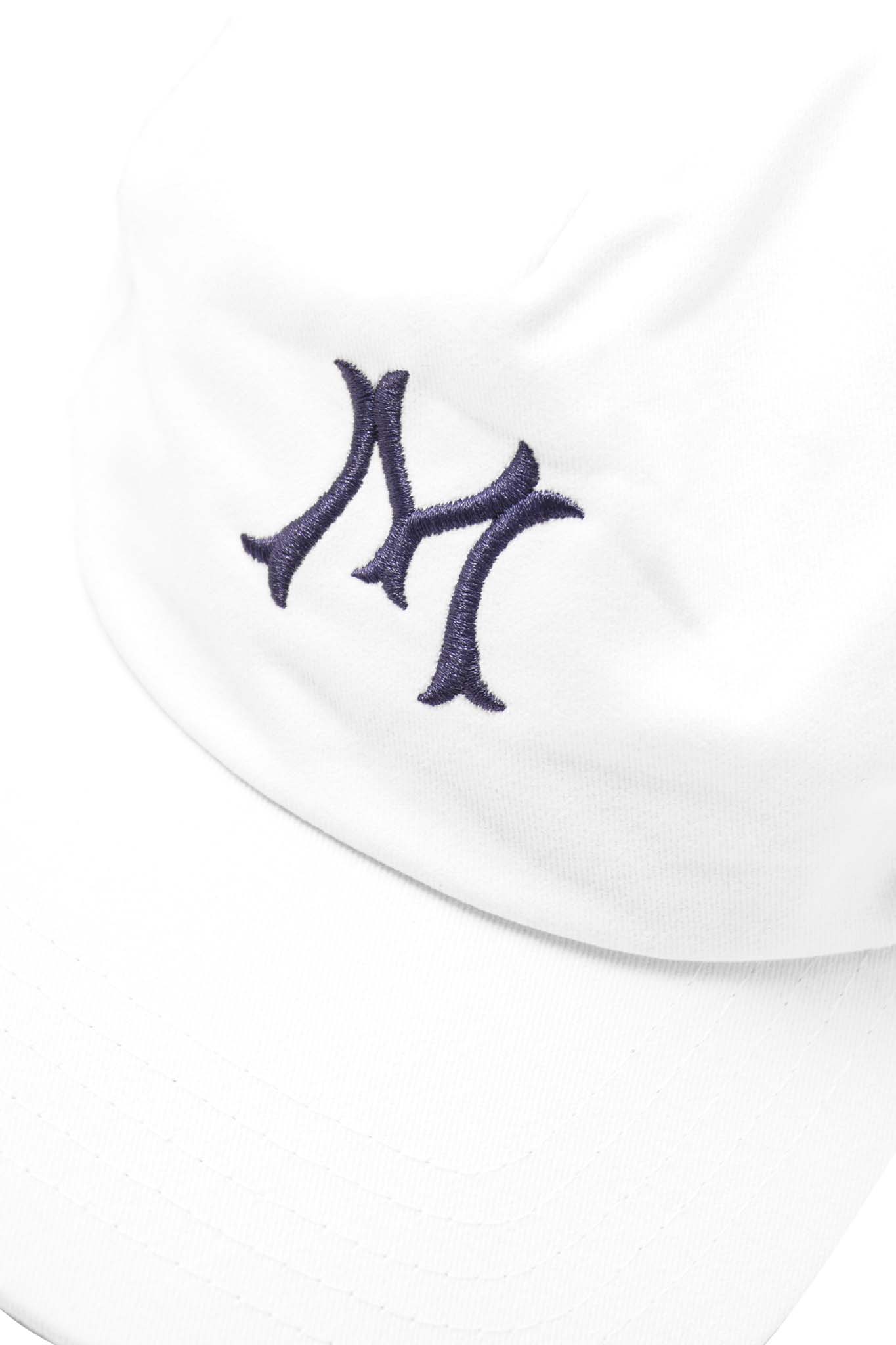 "HITTER" V3 5 PANEL HAT IN WHITE/NAVY