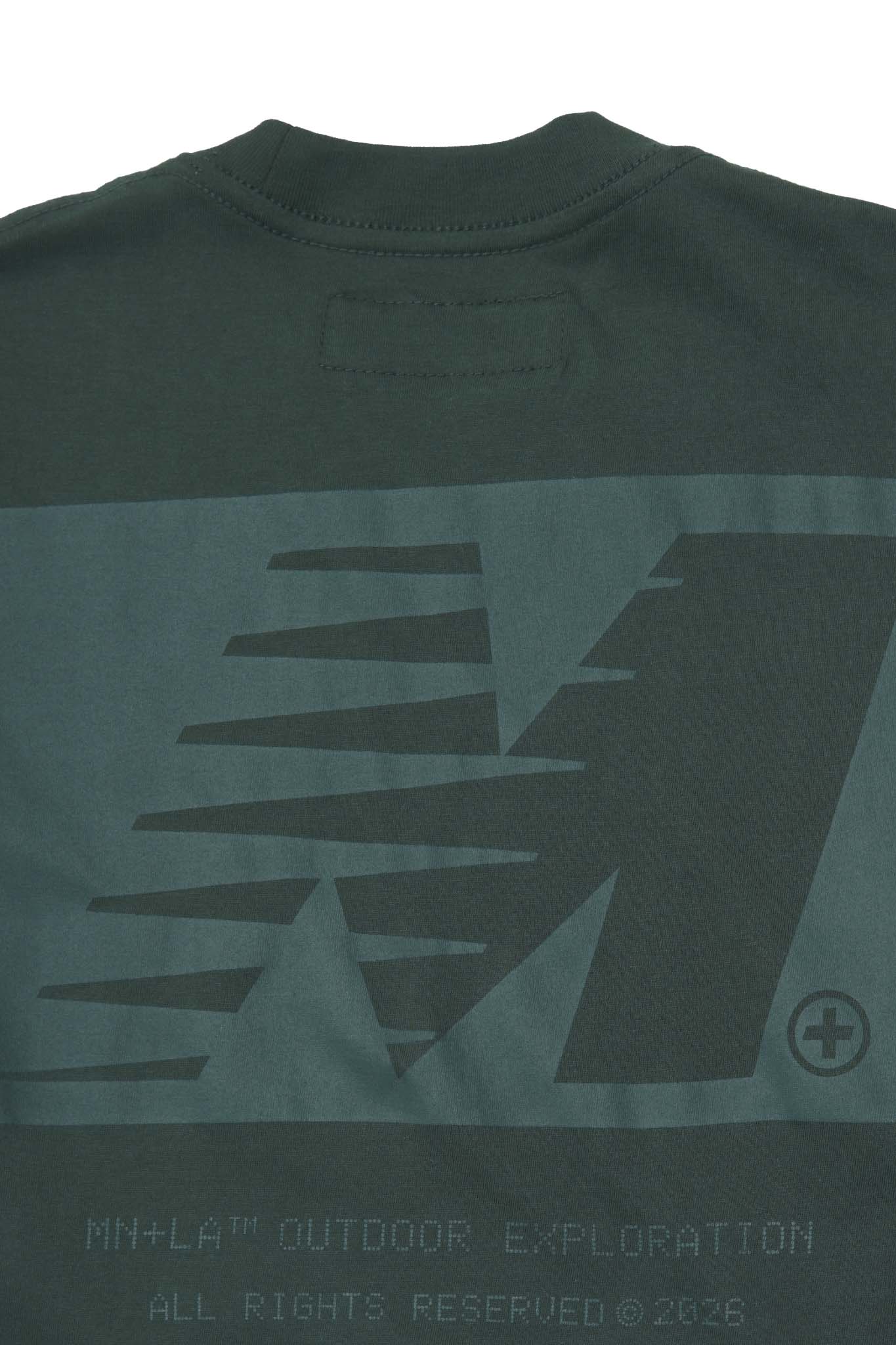 "OUTDOOR EXPLORATION" TEE IN FOREST GREEN