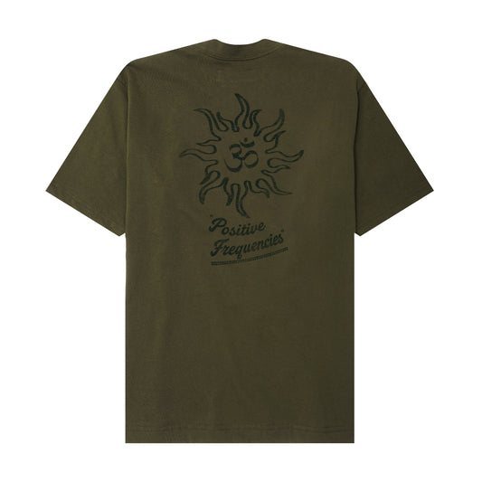 "POSITIVE FREQUENCIES" TEE IN OLIVE