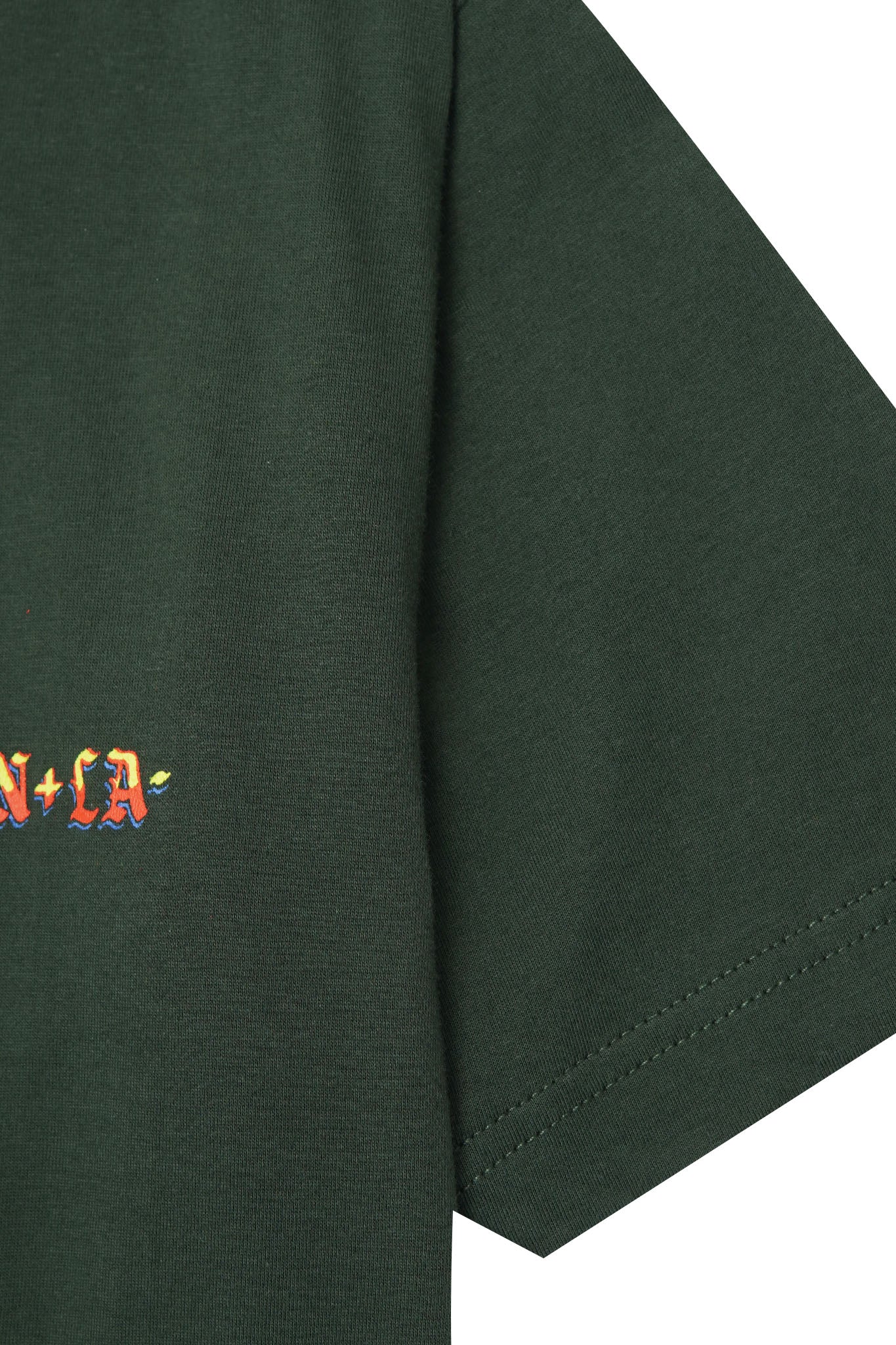 "SCORCH" LOGO TEE IN HUNTER GREEN