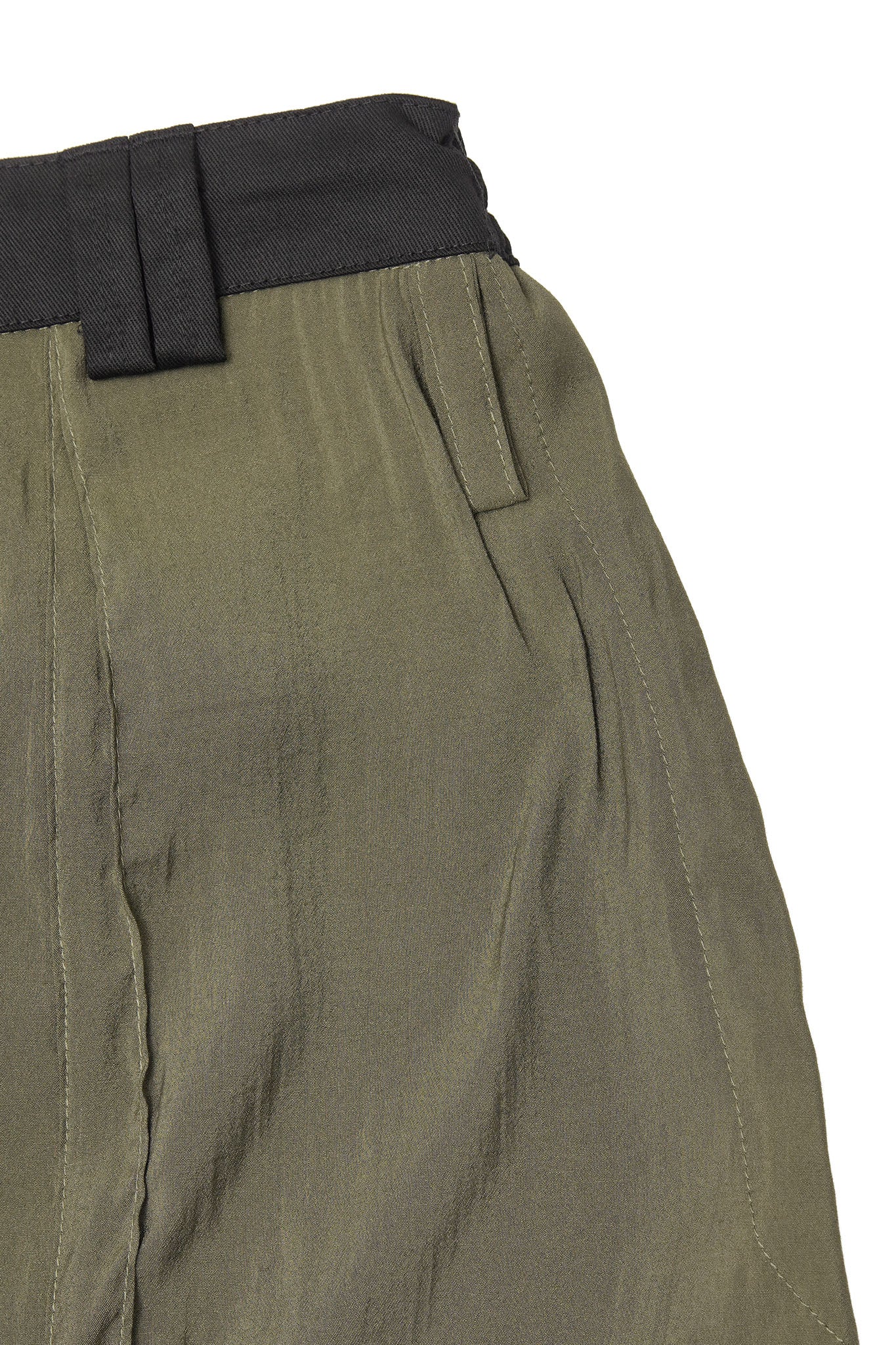 TERRA SHORTS IN OLIVE DRAB