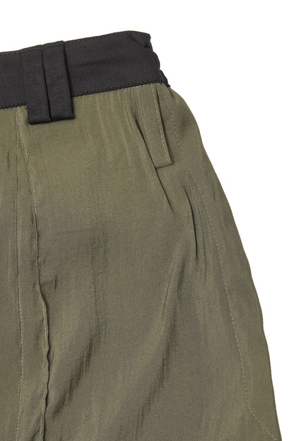 TERRA SHORTS IN OLIVE DRAB