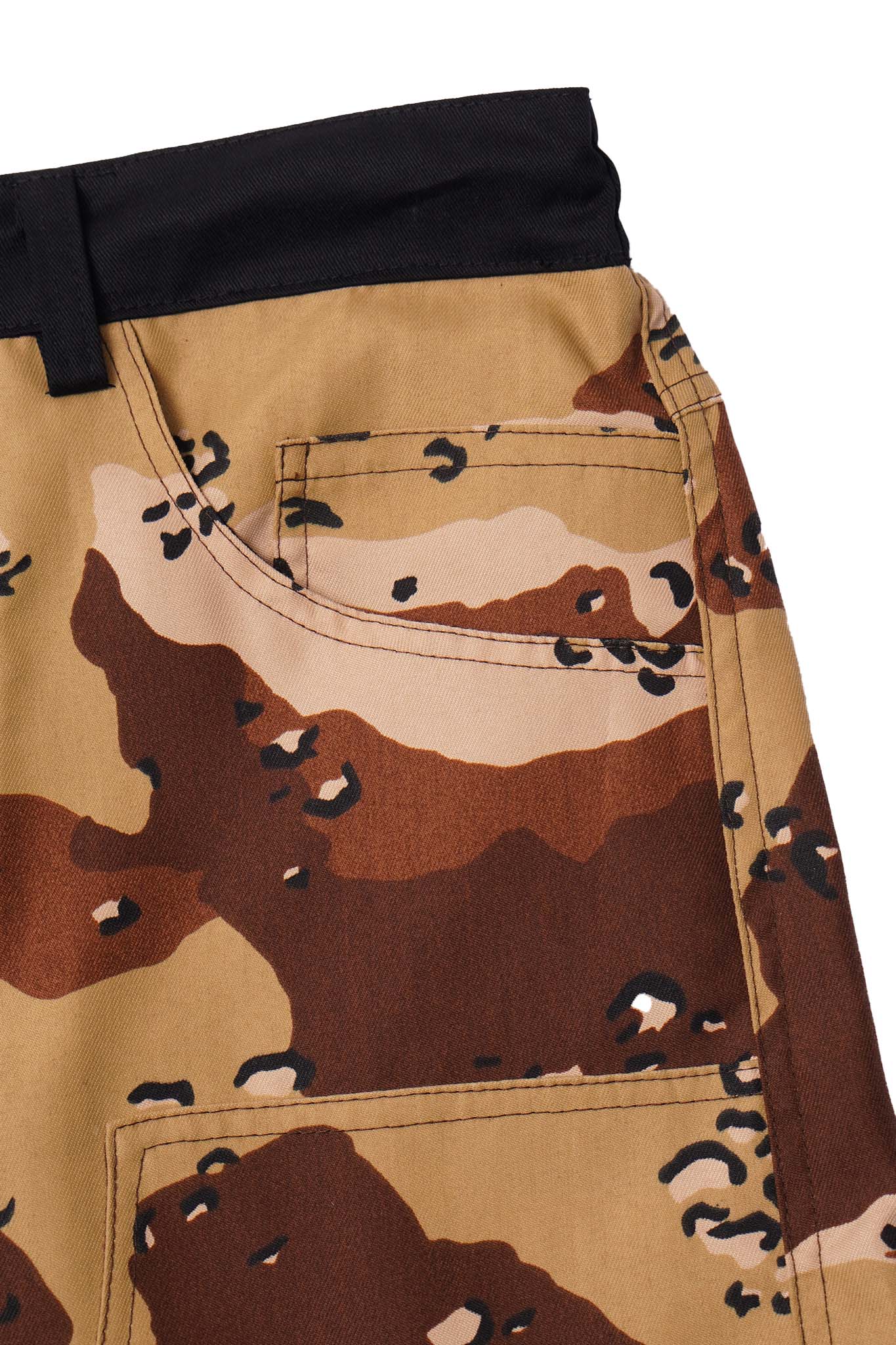M+ DOUBLE KNEE PHAT SHORTS IN DESERT CAMO