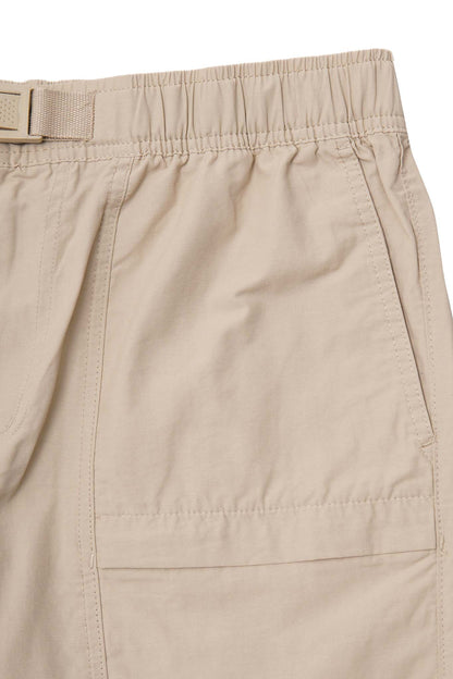 "OUTDOOR EXPLORATION" CRUISE SHORTS IN FOSSIL