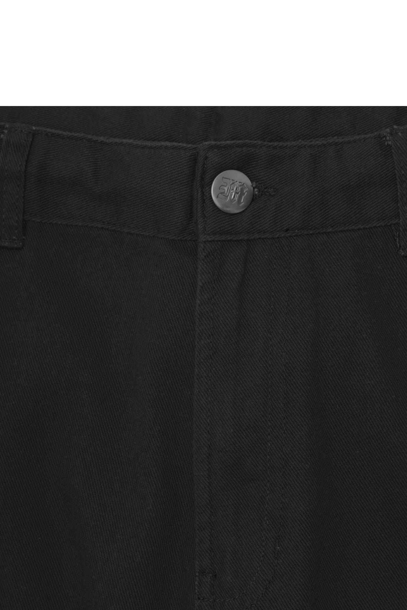 CARPENTER SHORTS IN ANTHRACITE