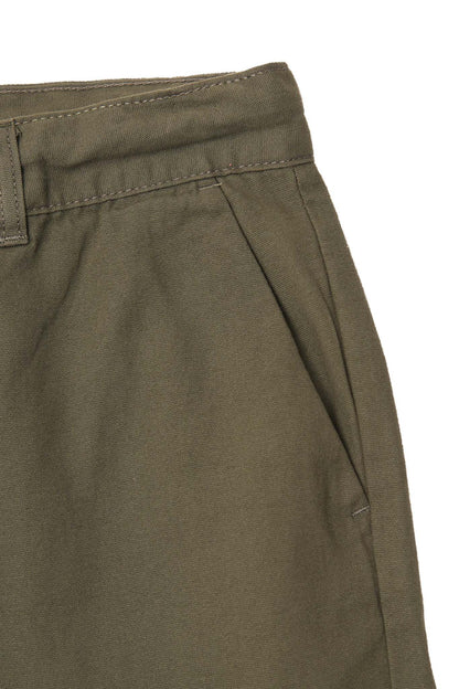 MANDARIN SHORTS IN OLIVE