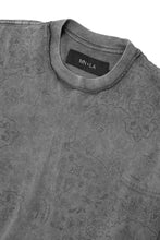 BOX TEE IN STONE PAISLEY