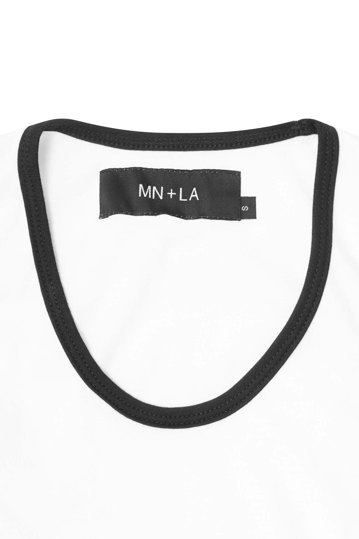 UNDERSHIRT IN WHITE