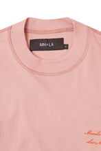 MN+LA™ SCRIPT LOGO TEE IN ROSE QUARTZ