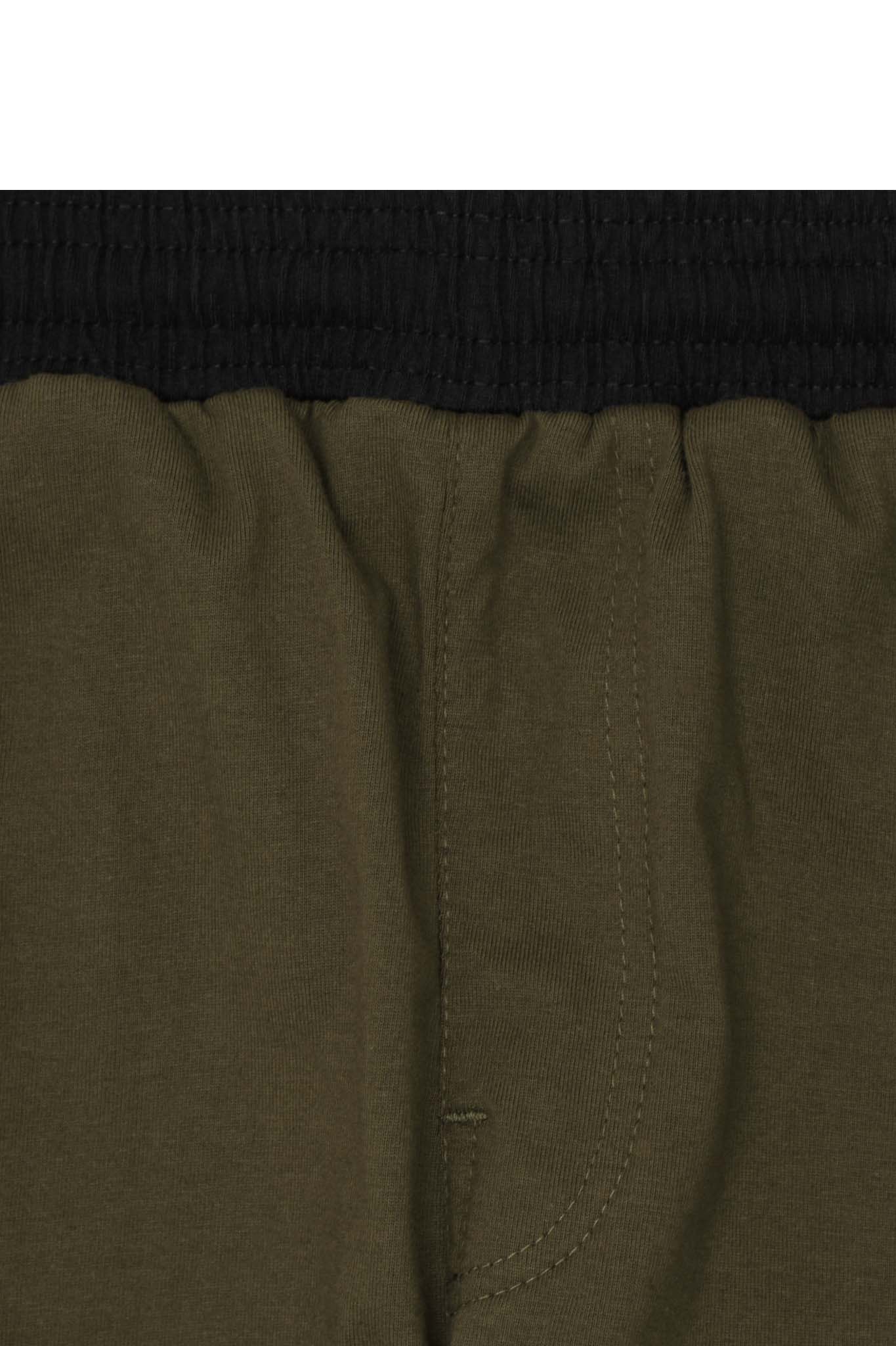 STRIDE SHORTS IN OLIVE/ANTHRACITE