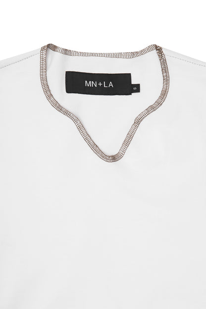 KEY NECK TEE IN WHITE