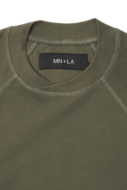 MOTION TEE IN OLIVE