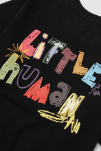 "CRAYONS" LITTLE HUMAN™ TEE IN ANTHRACITE