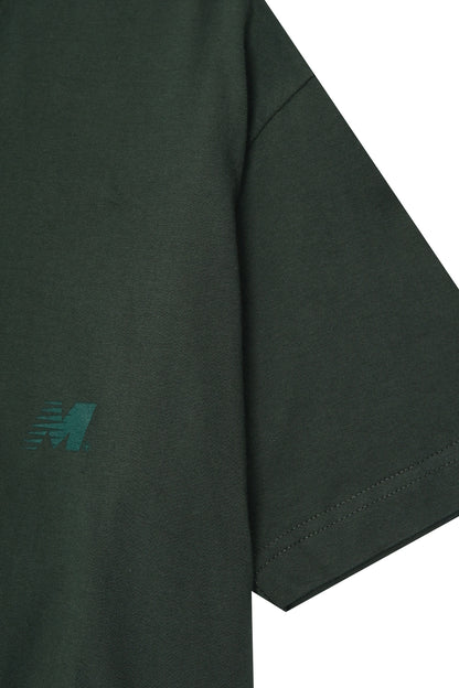 "OUTDOOR EXPLORATION" MULTI LOGO TEE IN HUNTER GREEN