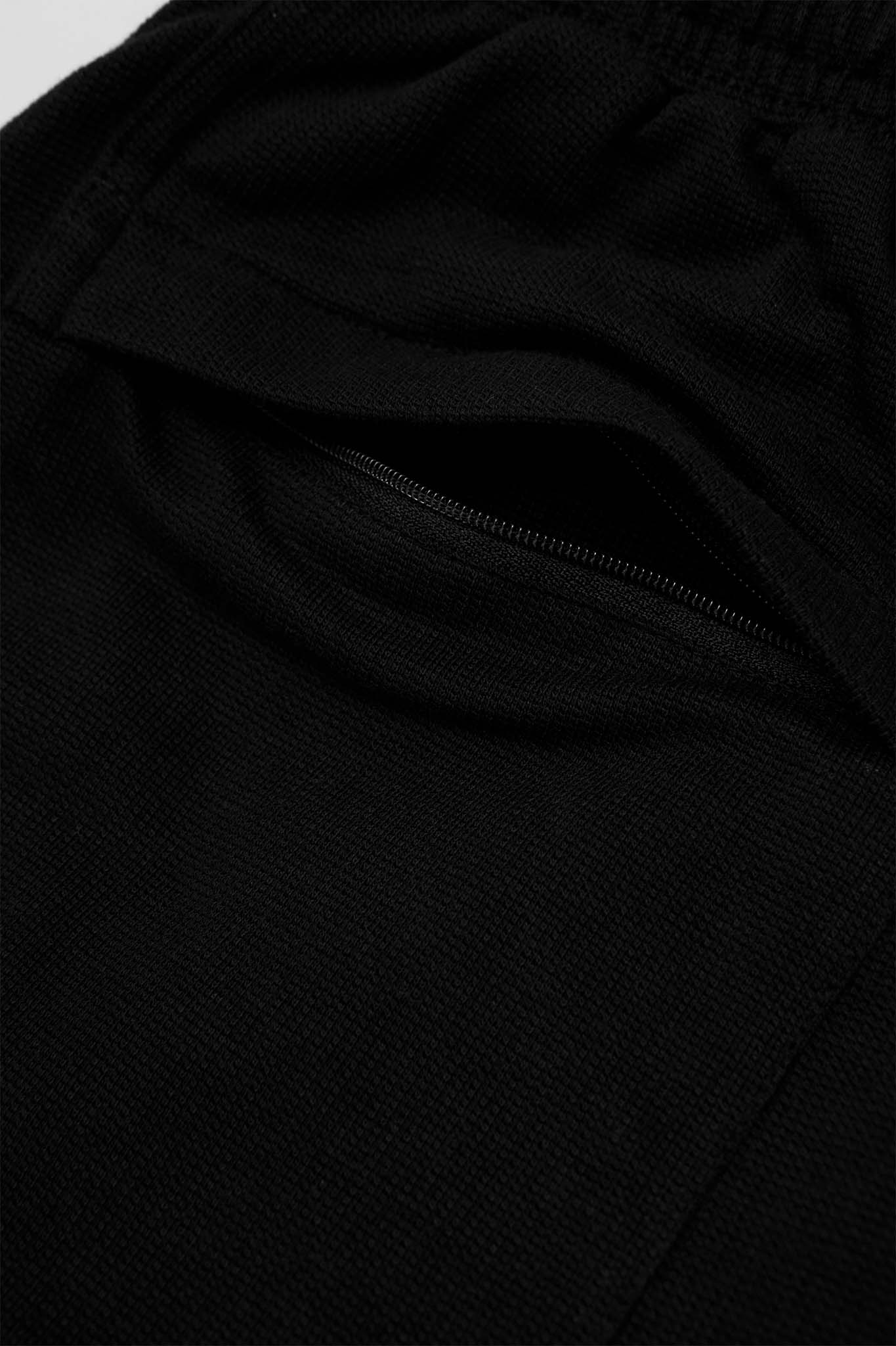 WAFFLE WEAVE PLEATED WIDE PANTS IN CAVIAR