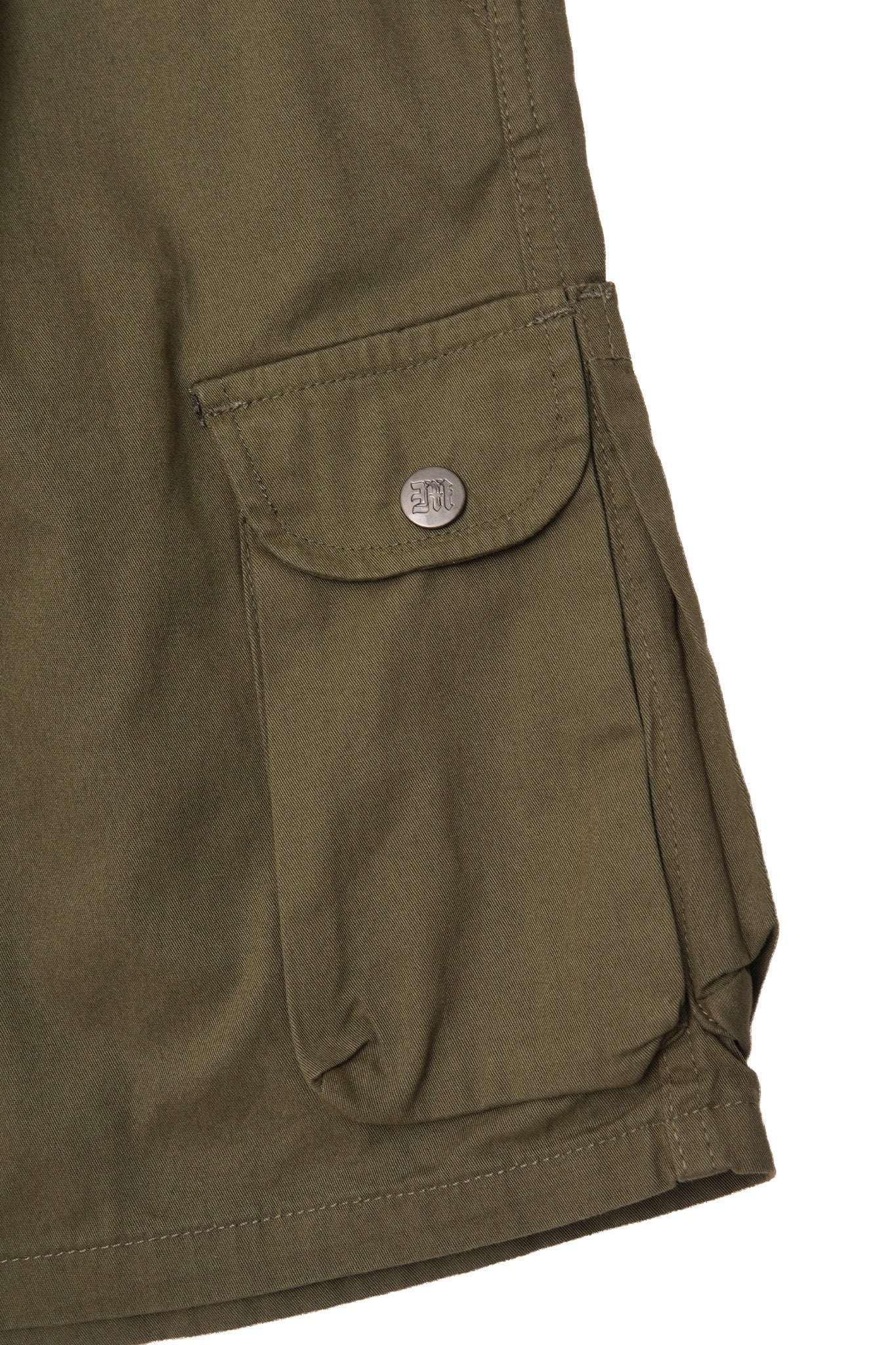 OVERLAND SHORTS IN OLIVE
