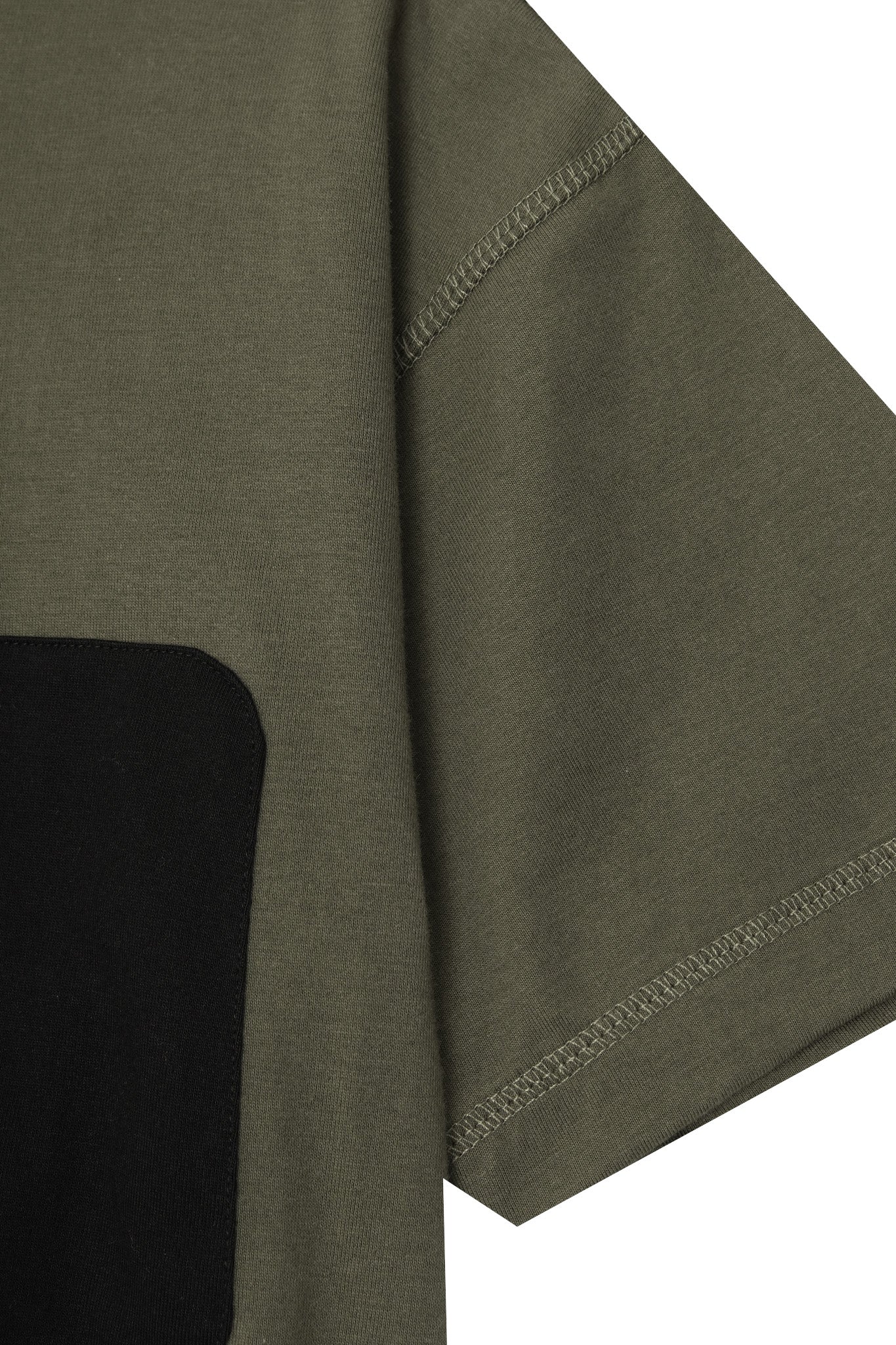 VECTOR POCKET TEE IN OLIVE
