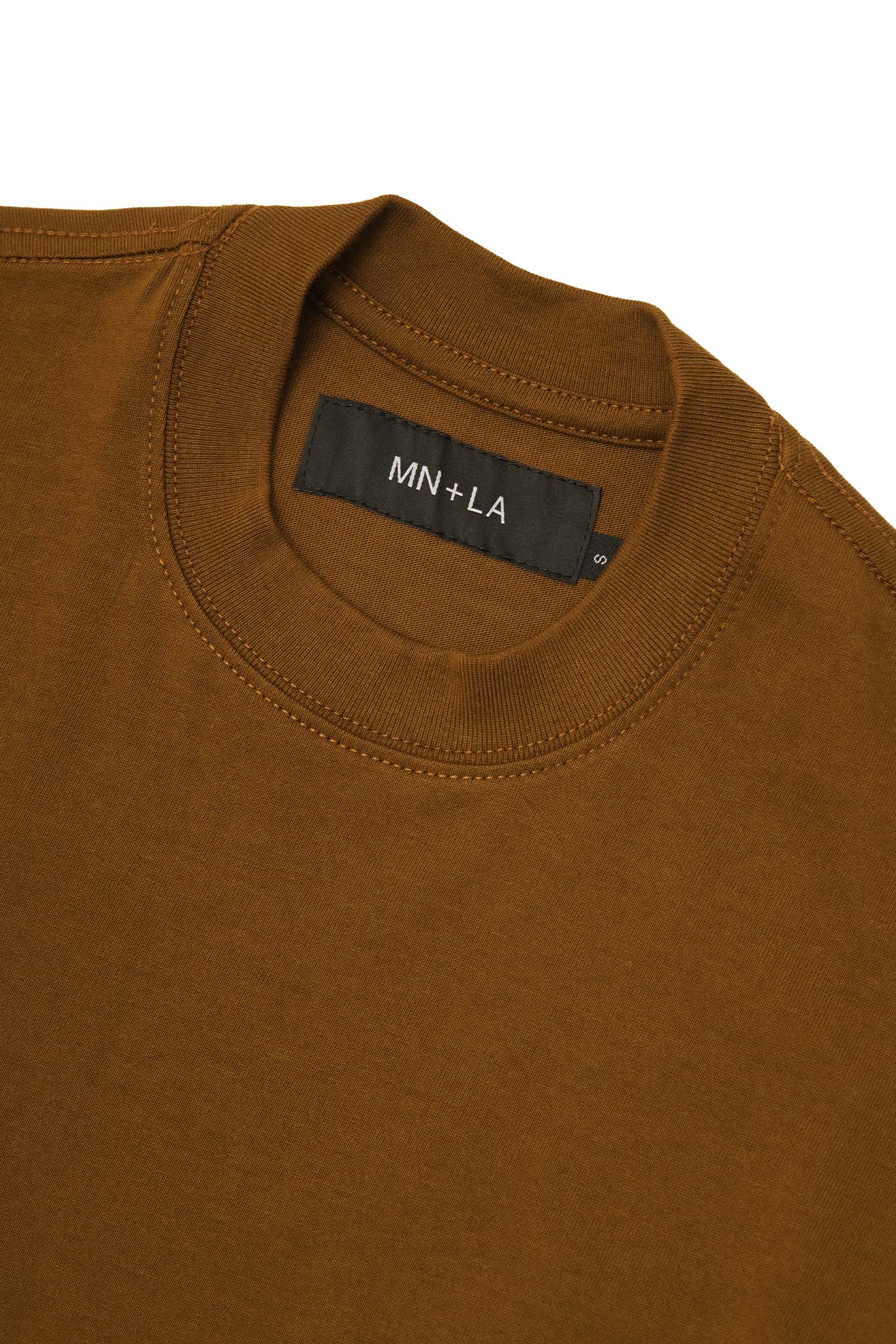 "VISAGES" ULTRA HEAVY TEE IN RUST