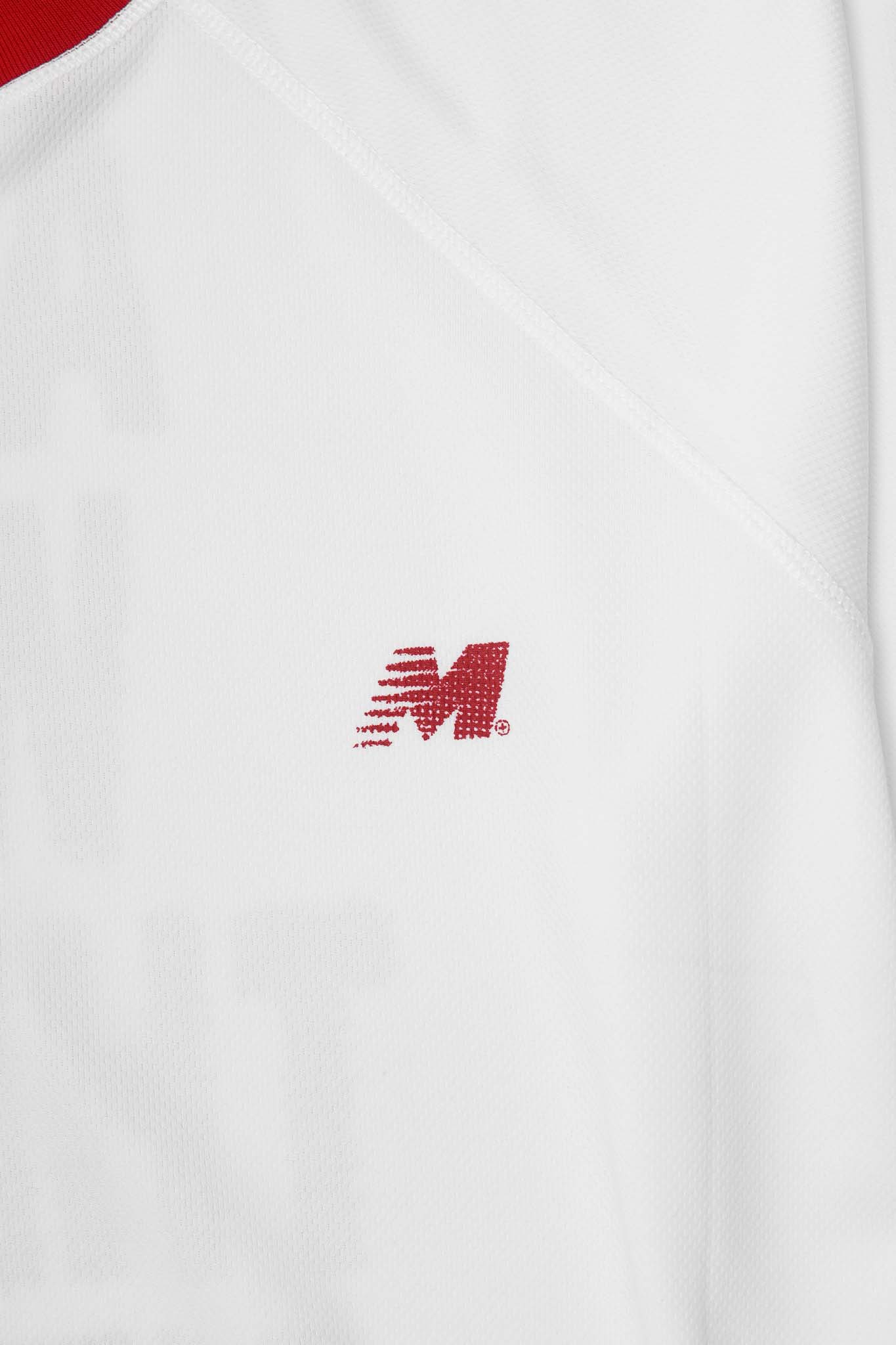 "ARE WE THERE YET?" TEE IN WHITE/RARRI RED