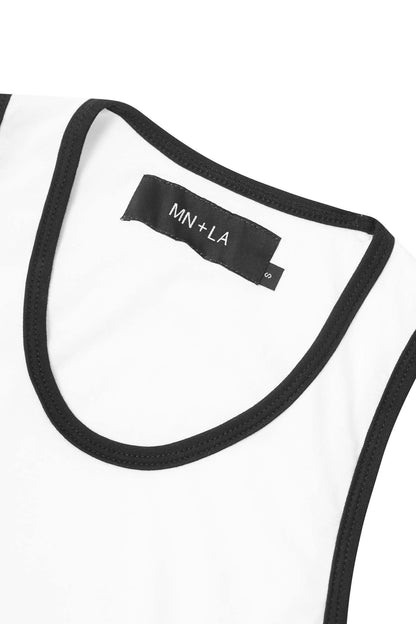 UNDERSHIRT IN WHITE