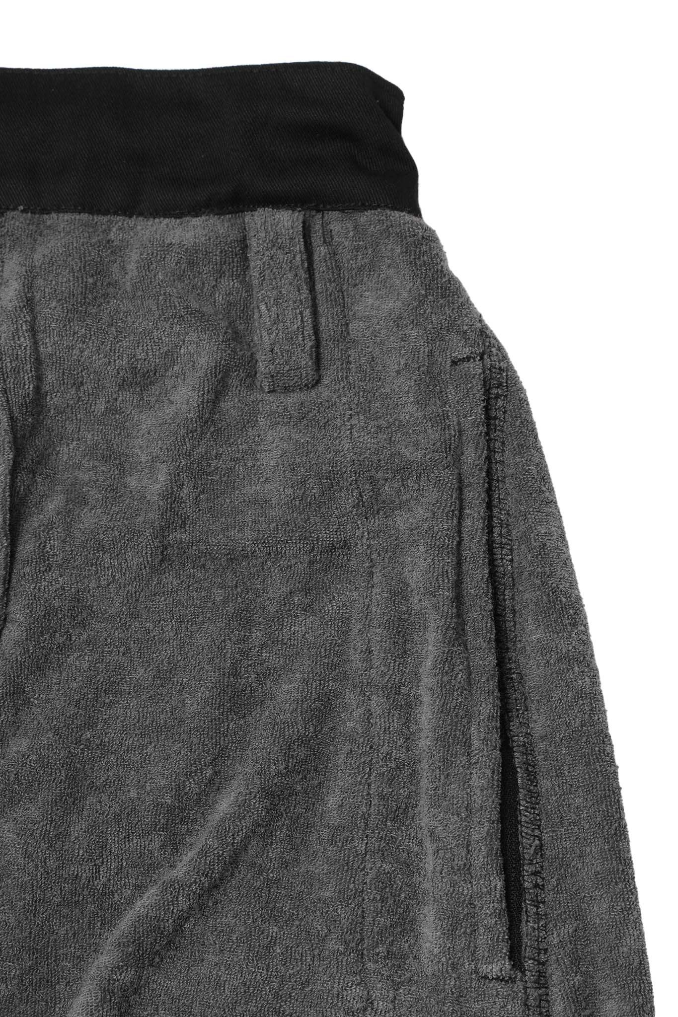 M+ TOWEL BOOTCUT PANTS IN CEMENT