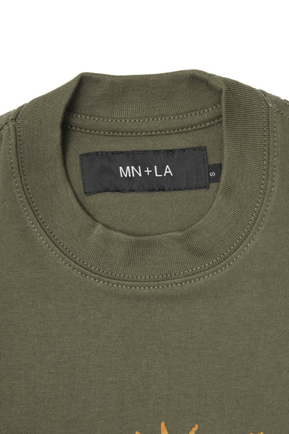 "SPIRIT WALKER" ULTRA HEAVY TEE IN OLIVE