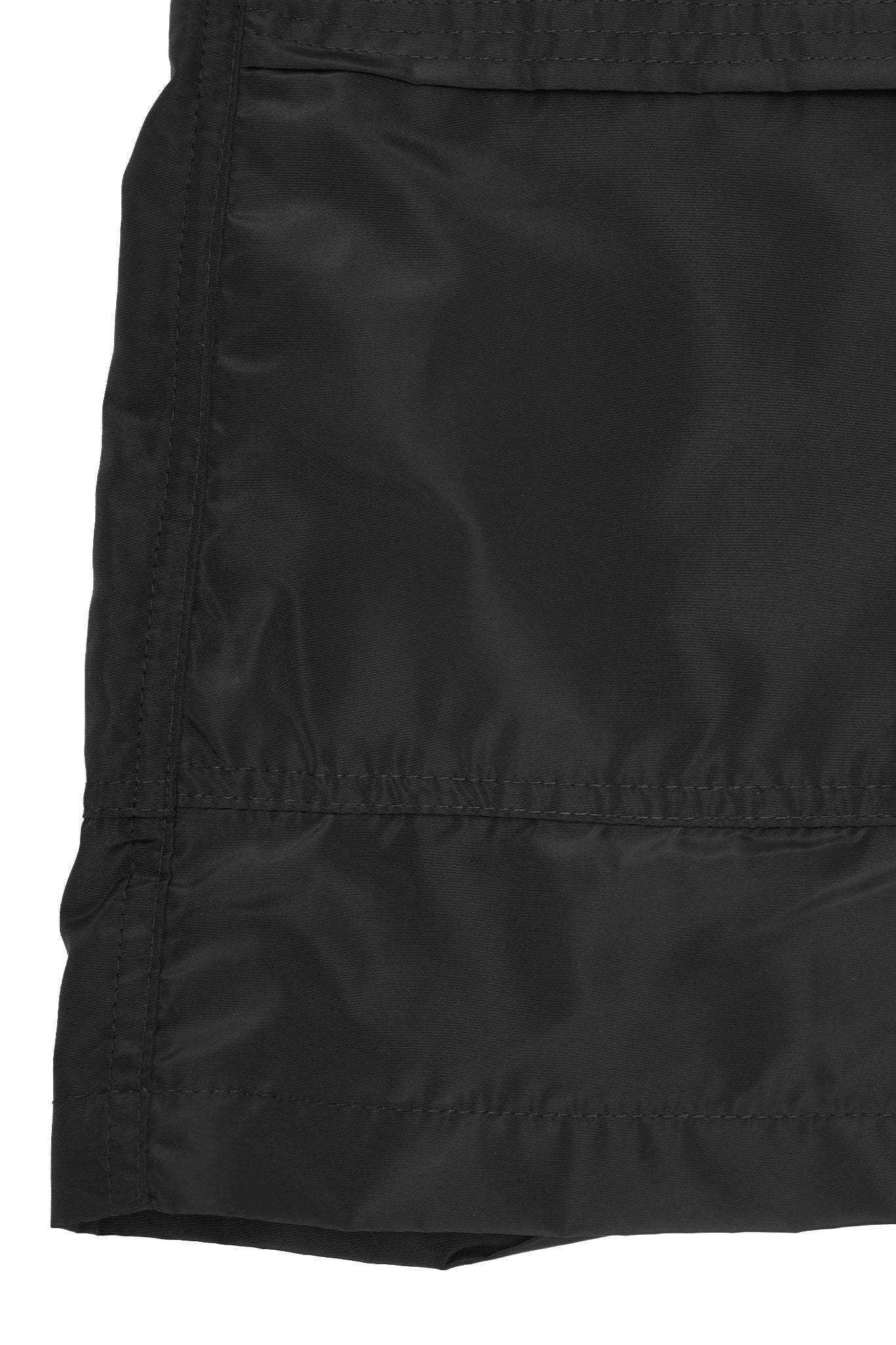 SHINOBI SHORTS IN GRAPHITE