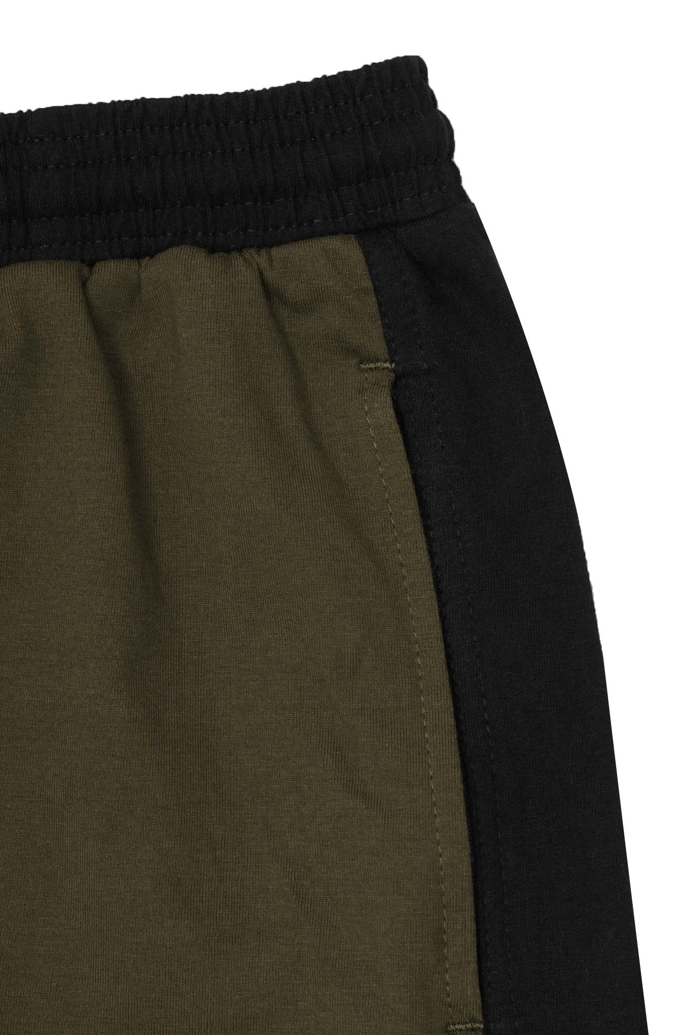 STRIDE SHORTS IN OLIVE/ANTHRACITE