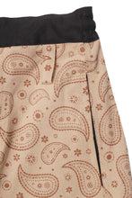 STRIDE SHORTS IN TUSK PAISLEY