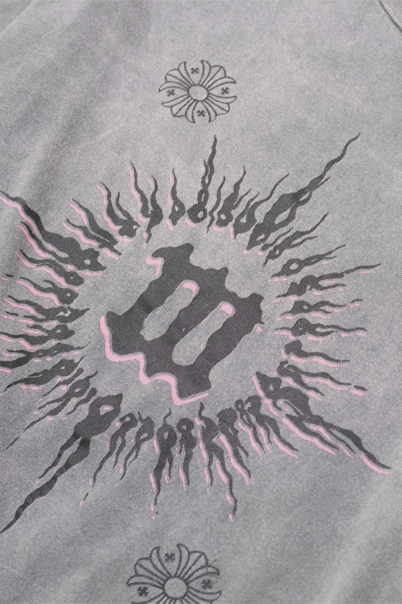"MONARCH CROSS" TEE IN CEMENT