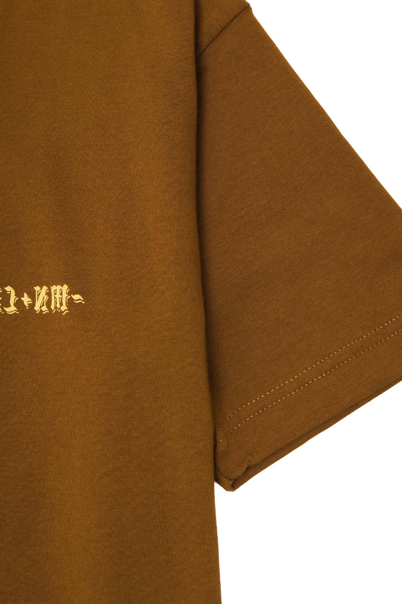 "REAR VIEW" ULTRA HEAVY TEE IN RUST