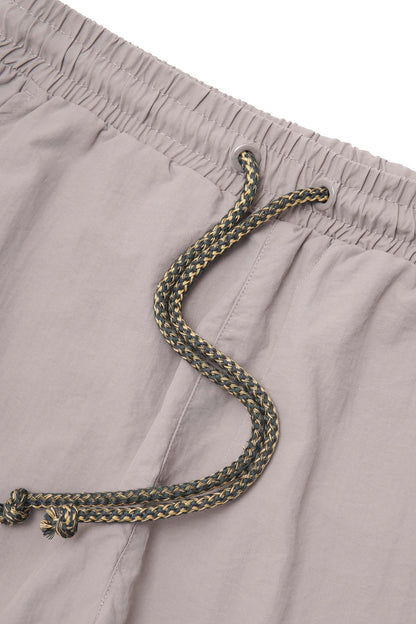SOLAR SHORTS IN STONE GREY