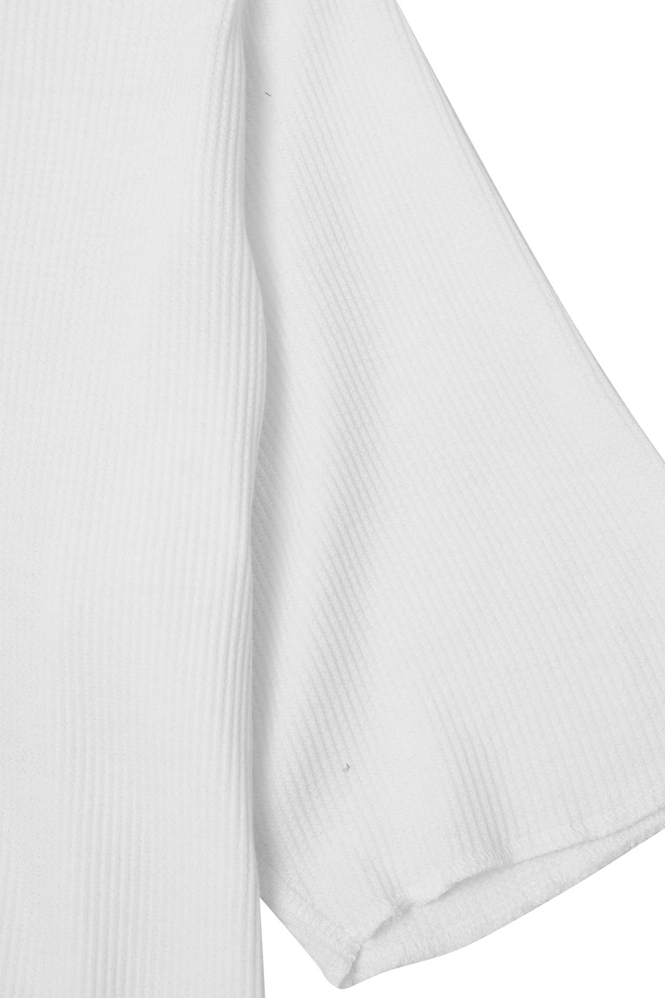 MILITIA MOCK NECK WAFFLE TEE IN WHITE