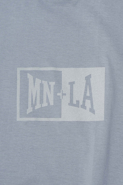 "KNUCKLEHEAD" TEE IN GLACIER REFLECTIVE