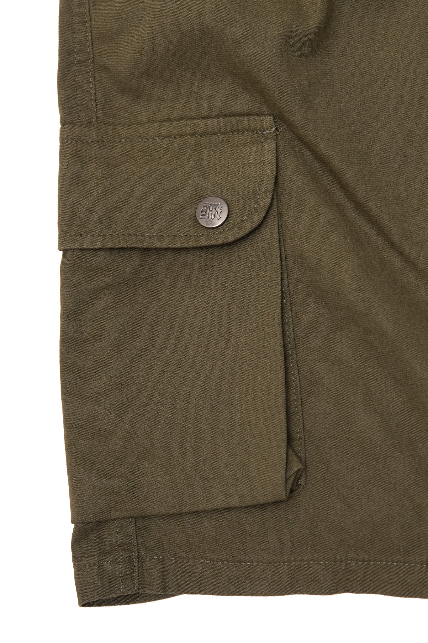 OVERLAND SHORTS IN OLIVE