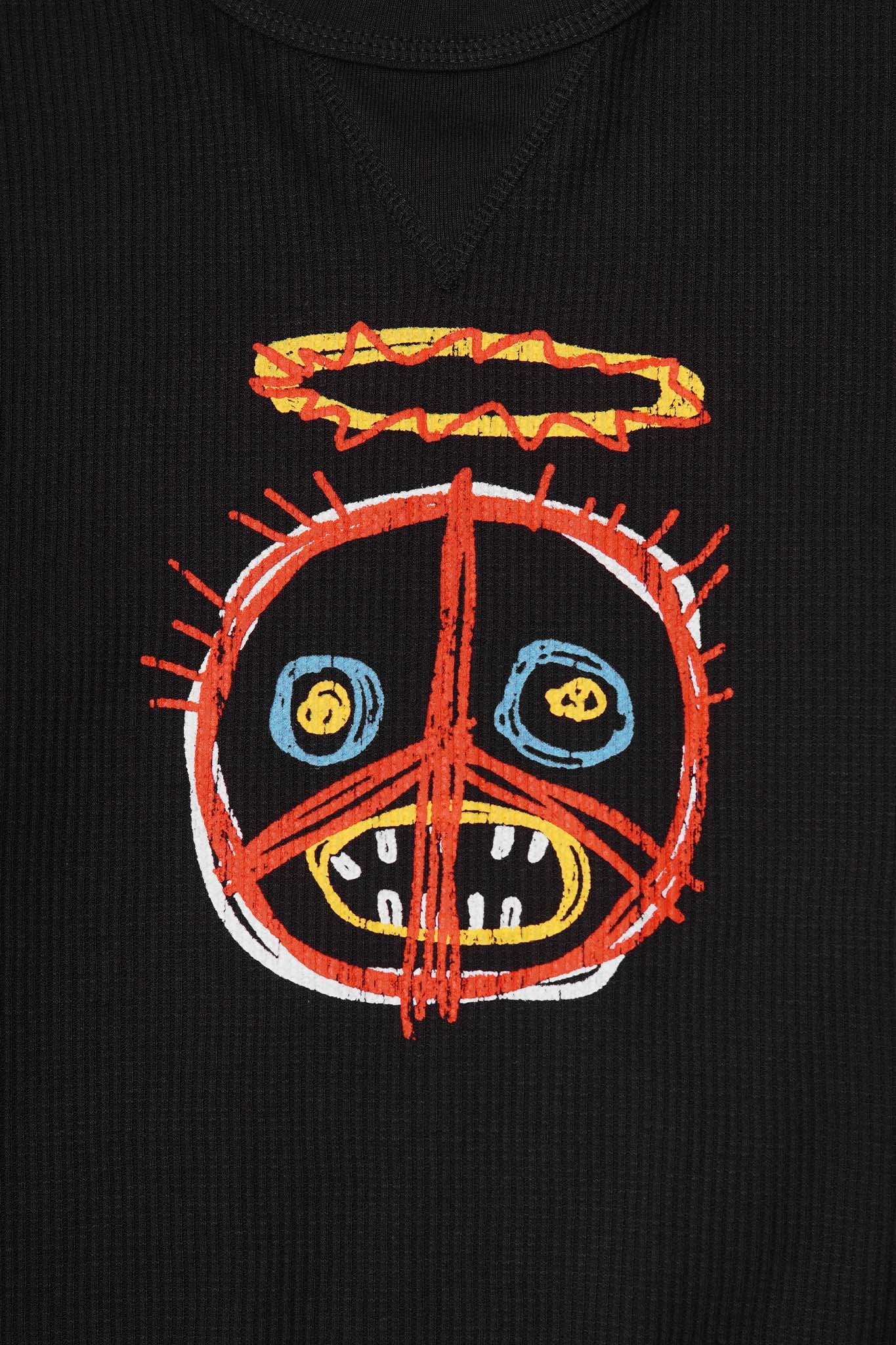 "PEACE THROUGH CHAOS" WAFFLE TEE IN ANTHRACITE
