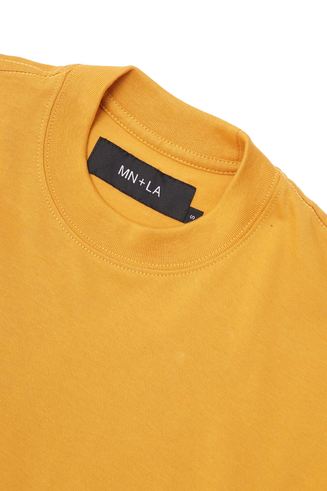 "GOLDEN COAST" TEE IN MUSTARD