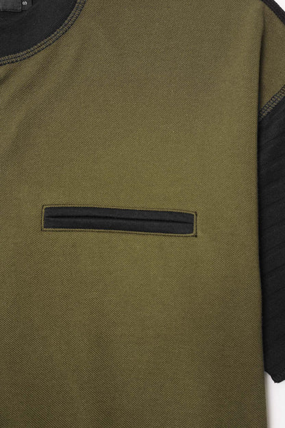 NEEDLEWORK POCKET TEE V2 IN TAIGA