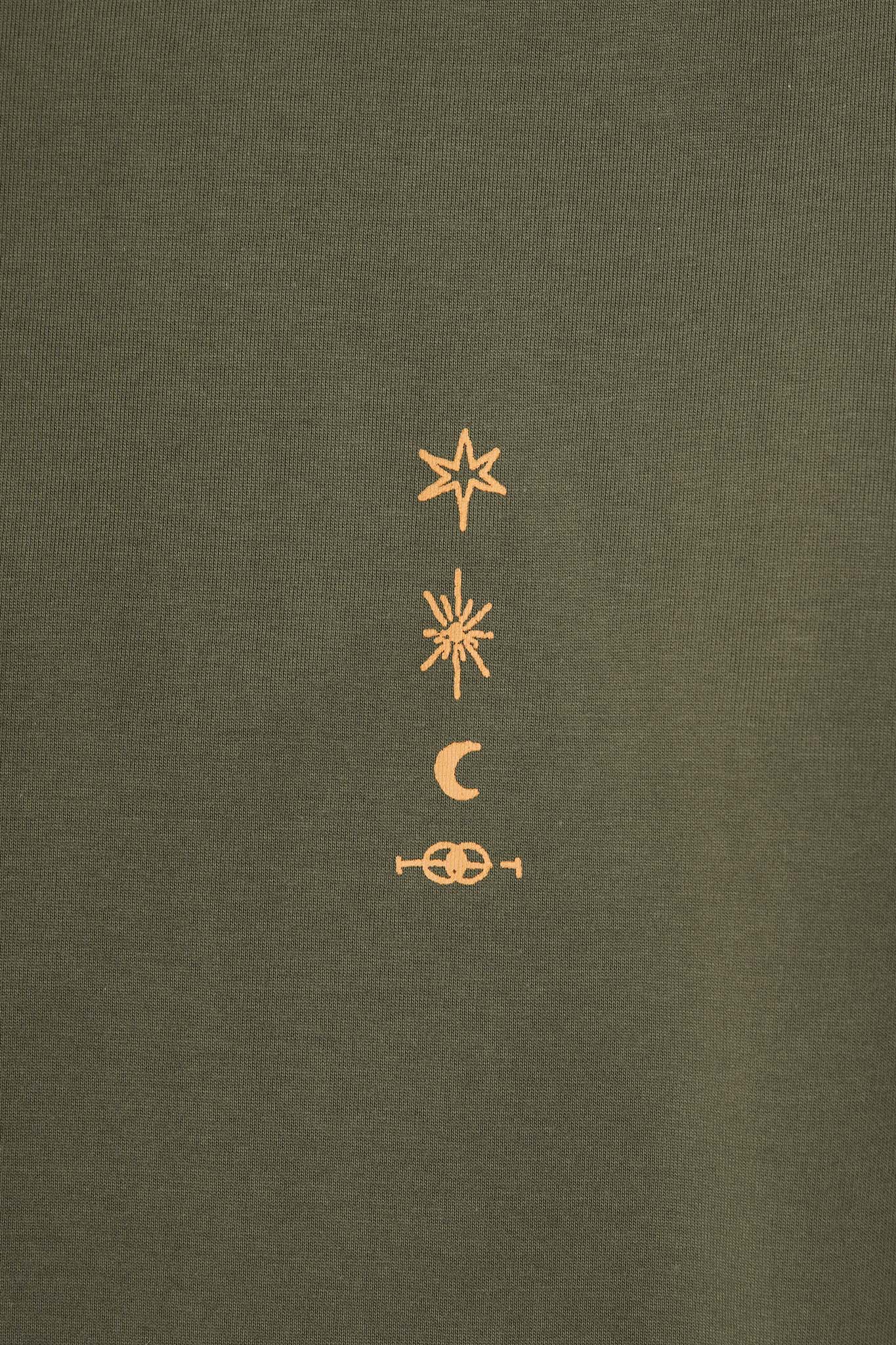 "ETERNAL RYTHM"  ULTRA HEAVY TEE IN OLIVE