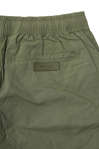 MEADOW SHORTS IN OLIVE